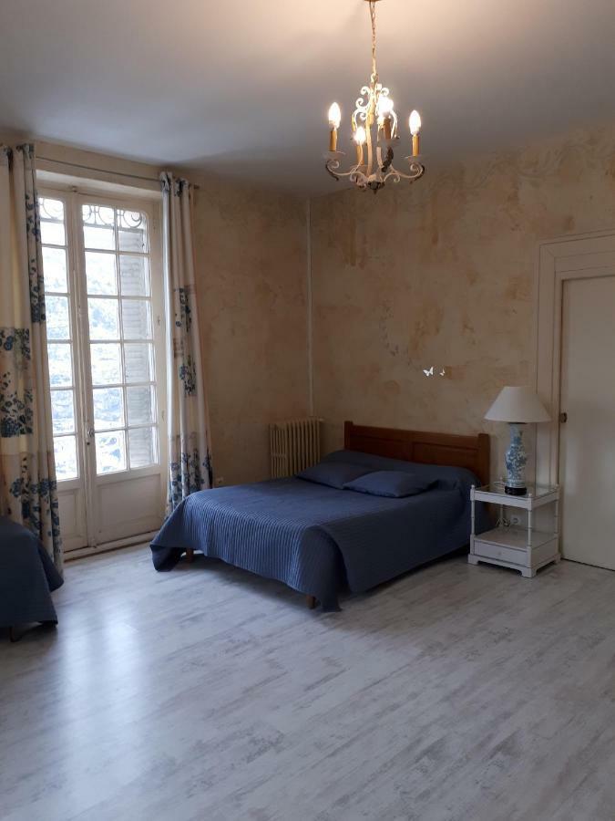 Chambres D'Hotes " Les Cascatelles" Акс-ле-Терм Екстериор снимка