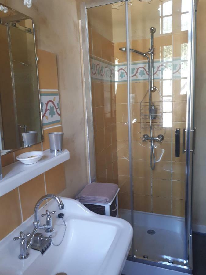 Chambres D'Hotes " Les Cascatelles" Акс-ле-Терм Екстериор снимка